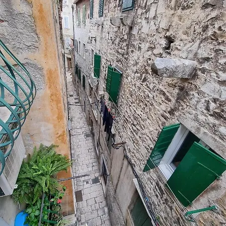 Apartman Diocletian Pearl With Parking Private