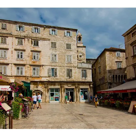 Diocletian Pearl With Parking Private Апартаменты